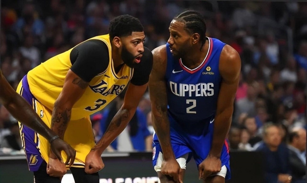 第三人跑动 第三人跑动