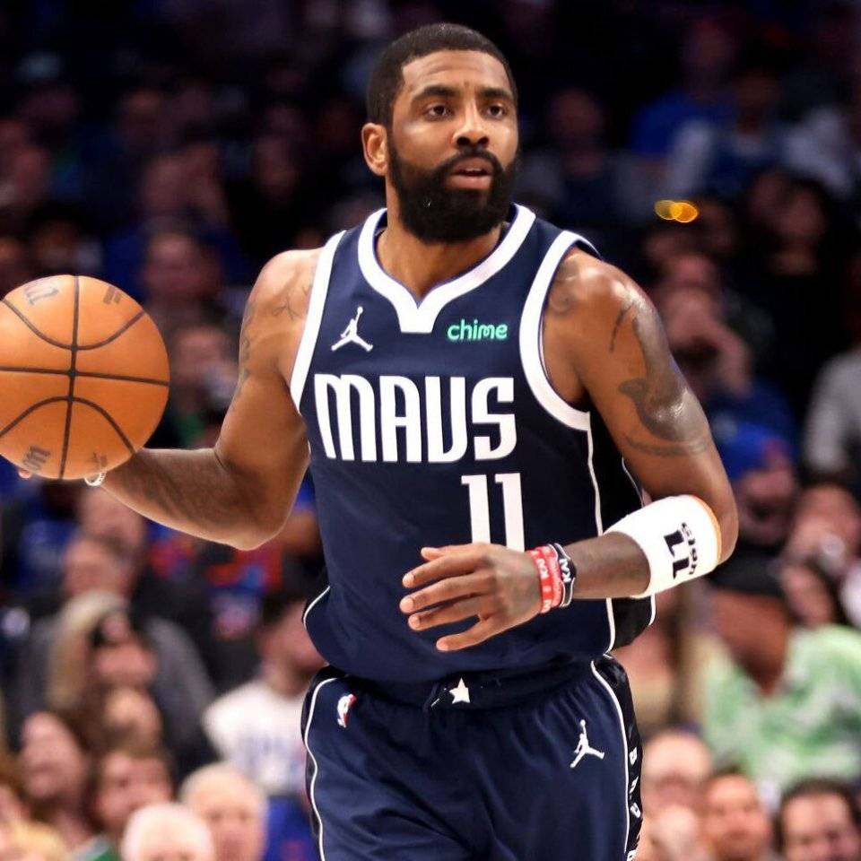 侧翼牵制防 侧翼牵制防