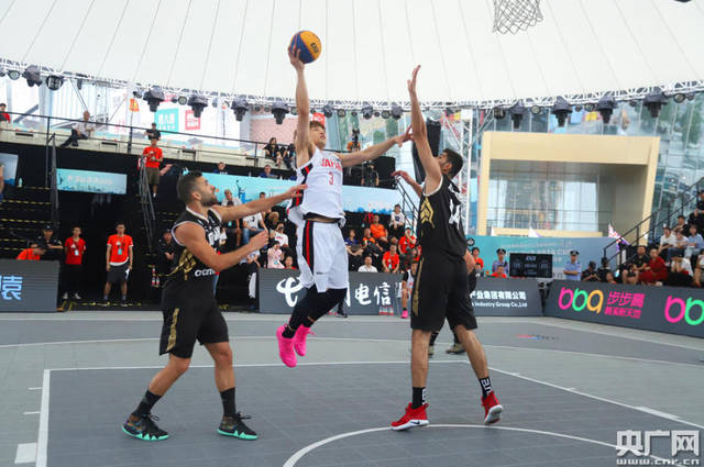 距的比赛中 距的比赛中